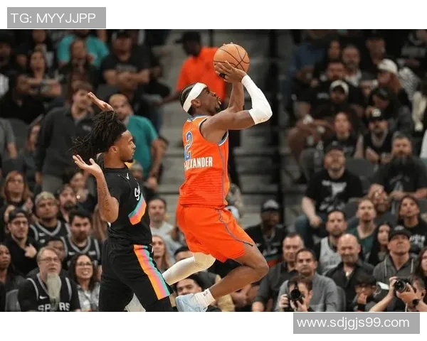 马刺与快船激战西部半决赛争夺总决赛席位的关键对决